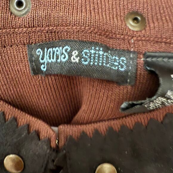 Yarns & Stitches Women's Brown Knit Studded Sweater Cardigan Size Small - Picture 8 of 13